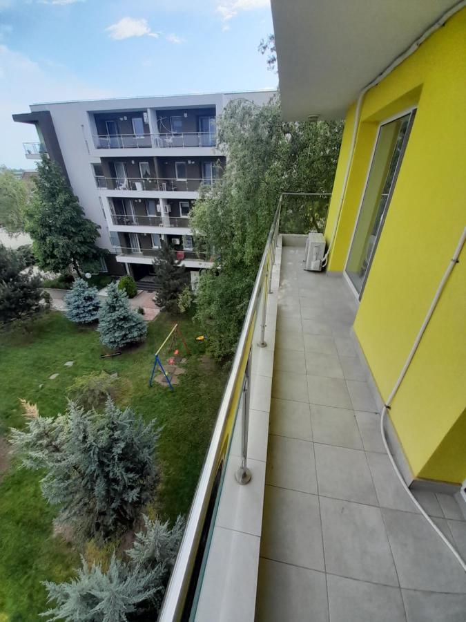 Apartment Airplane 1 Otopeni
